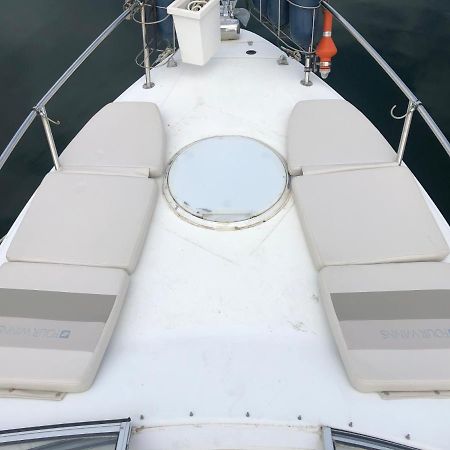Superbe Bateau « Le Nanylia » Hotel Boulogne-sur-Mer Exterior photo